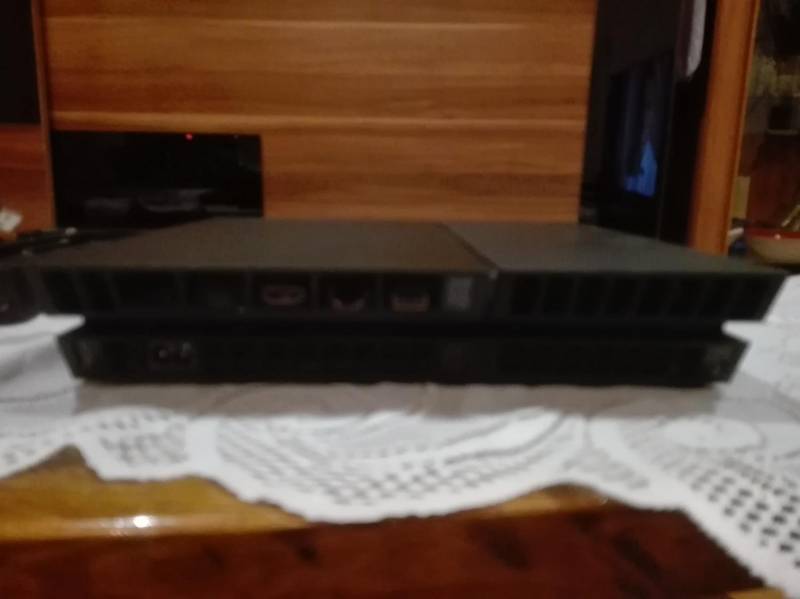 ox_play-station-4-500-gb