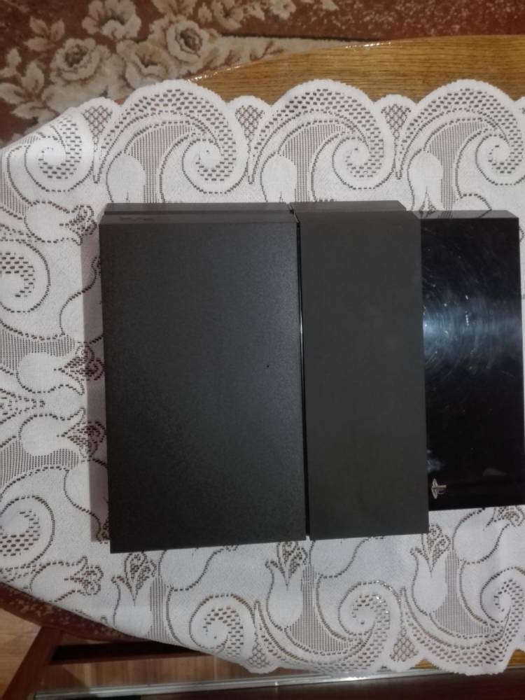 ox_play-station-4-500-gb