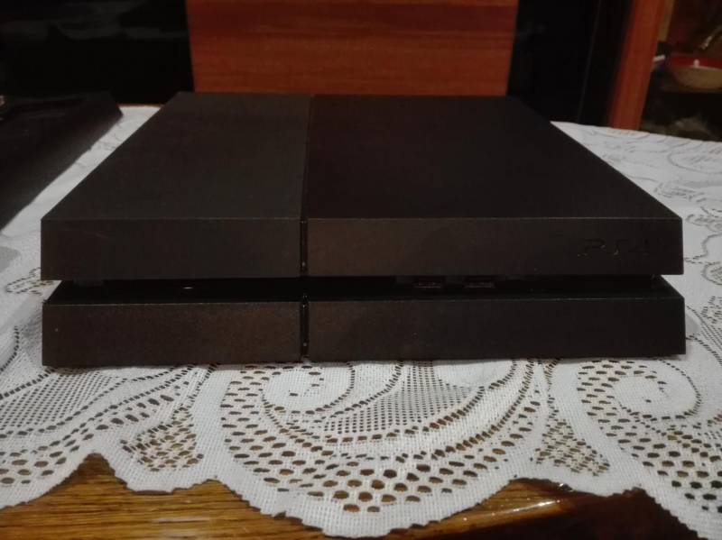 ox_play-station-4-500-gb