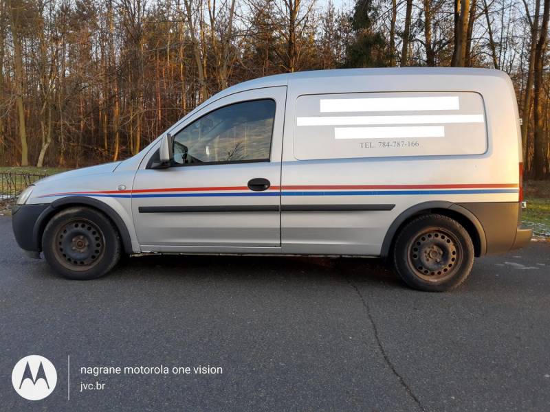 ox_opel-combo-17-cdti-doinwestowany-2-fotele-paka
