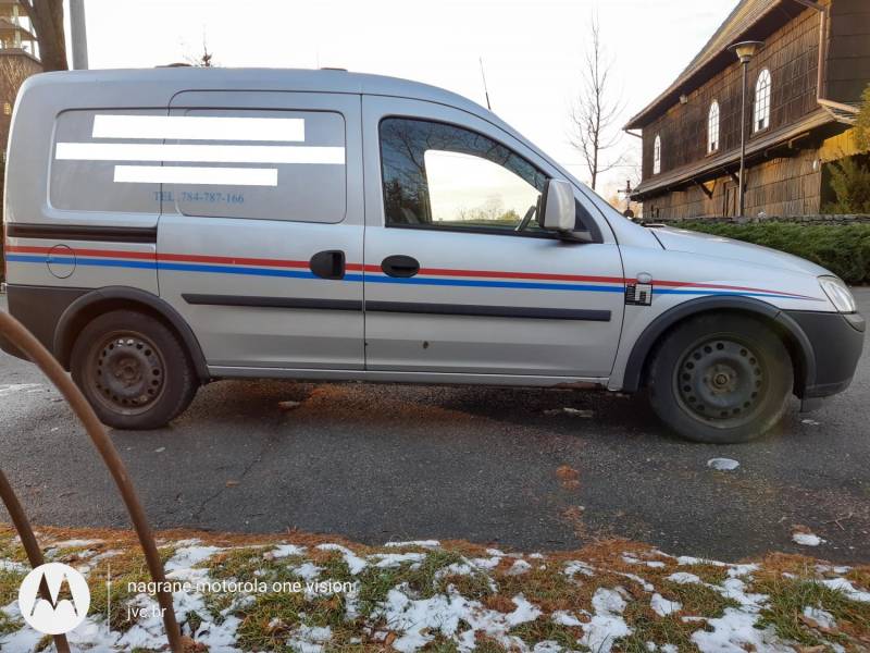 ox_opel-combo-17-cdti-doinwestowany-2-fotele-paka