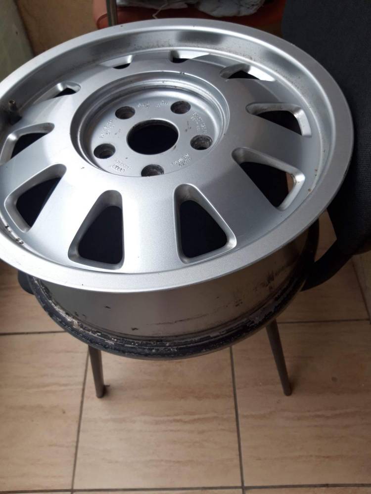 ox_sprzedam-felgi-aluminiowe-19565-r15