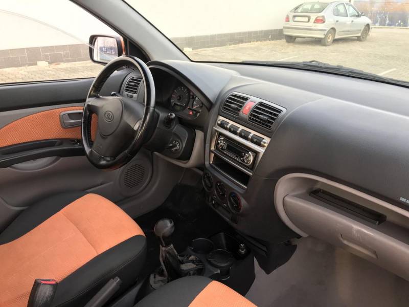 ox_kia-picanto-11-benzyna-klimatyzacja-2005r-124tys-km
