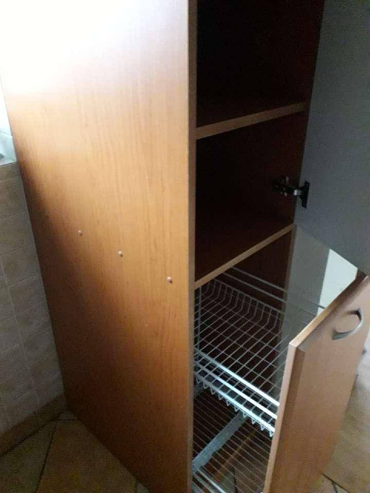 ox_sprzedam-szafke-kuchenna-wysoka-komin
