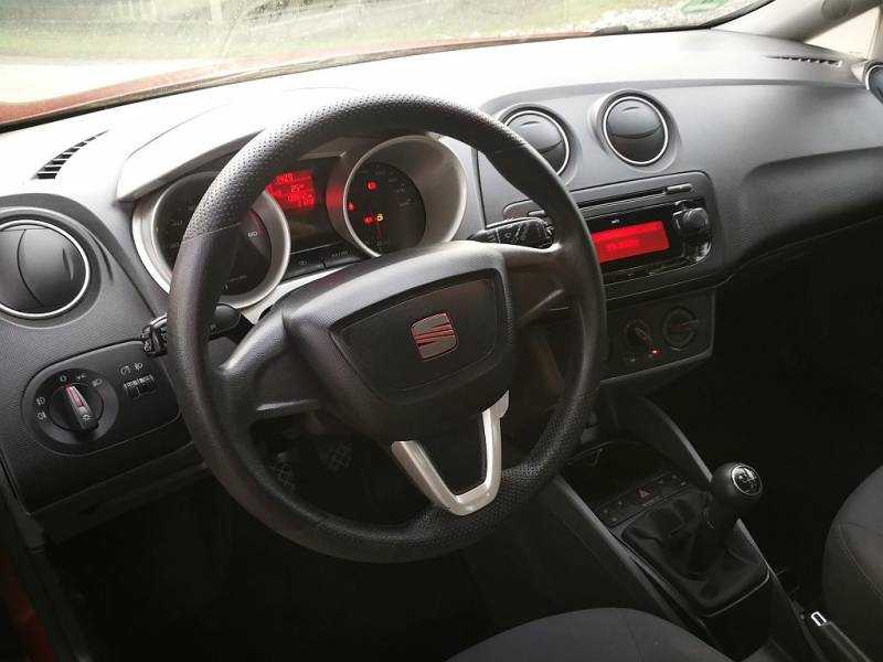 ox_seat-ibiza-14-benzyna-bezwypadkowy-2009r-138tys-km-klima