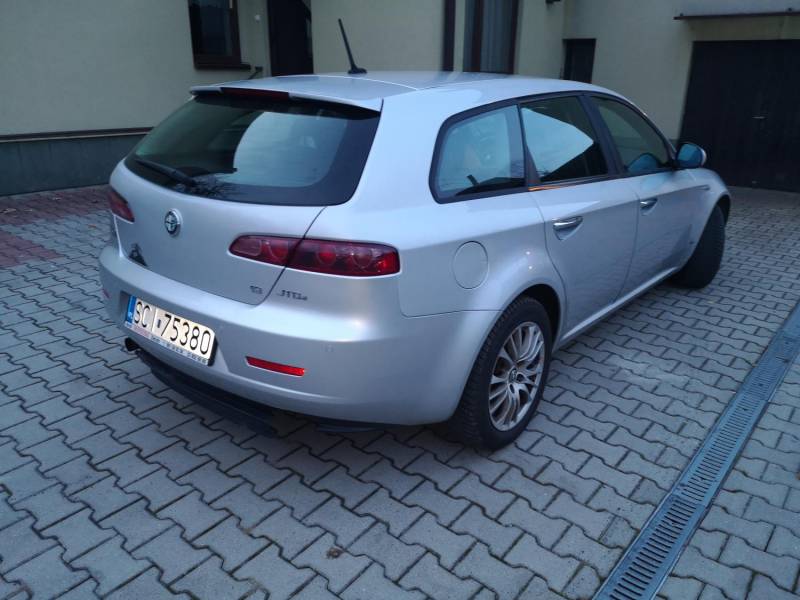 ox_alfa-romeo-159-19-jtdm-110-tys-km