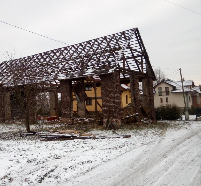 ox_rozbiorki-starych-stodol-drewnianych-tel511-530-511