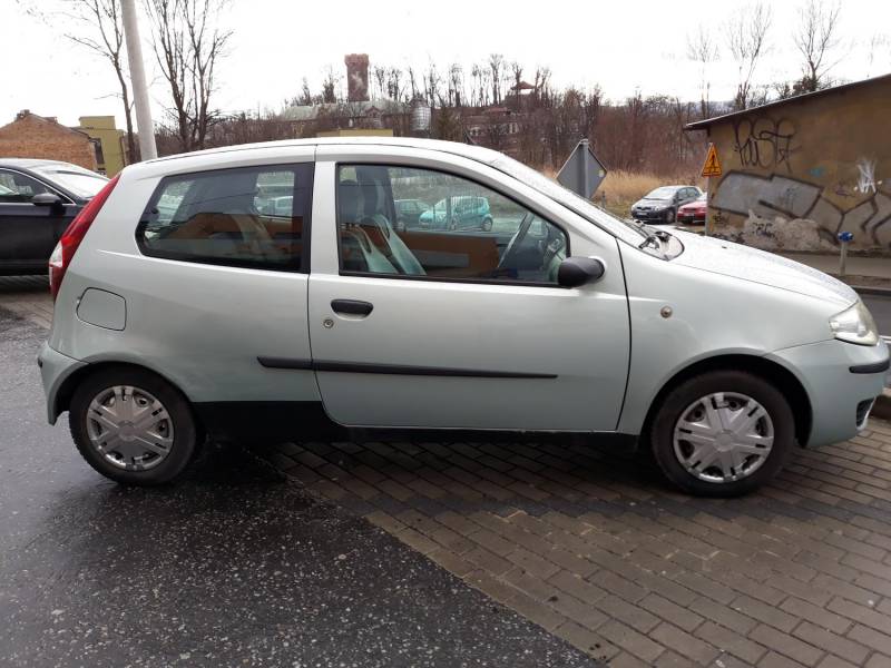 ox_fiat-punto-ii-2004-rok
