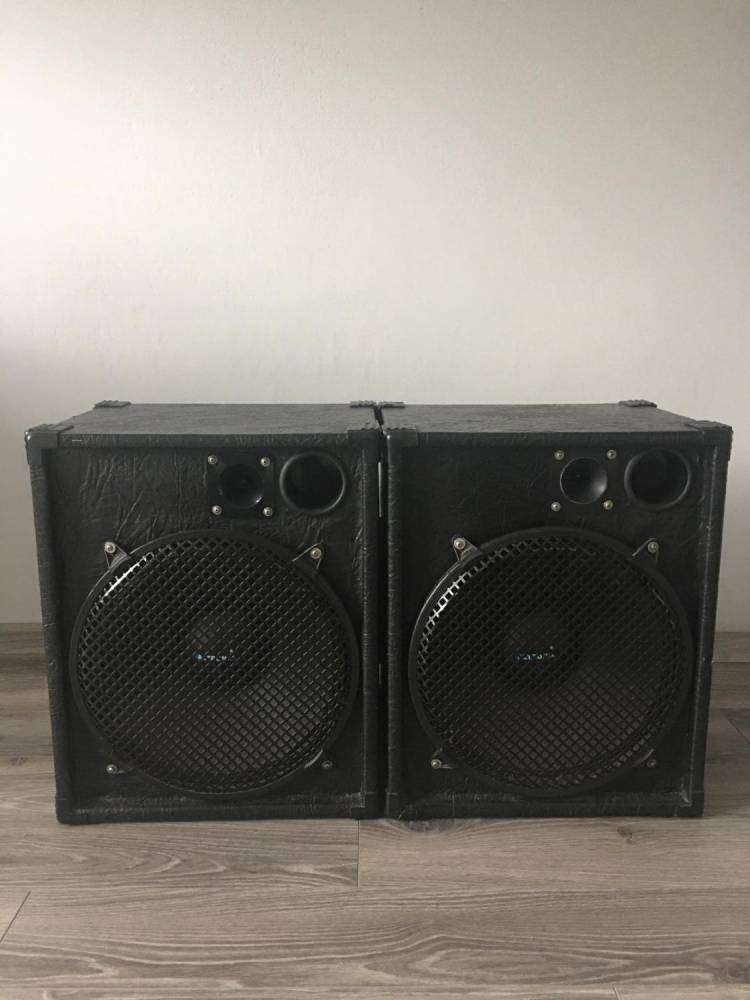 ox_kolumny-estradowe-na-stojakach-15-cali-38cm-600w-8-ohm-glosniki-japan