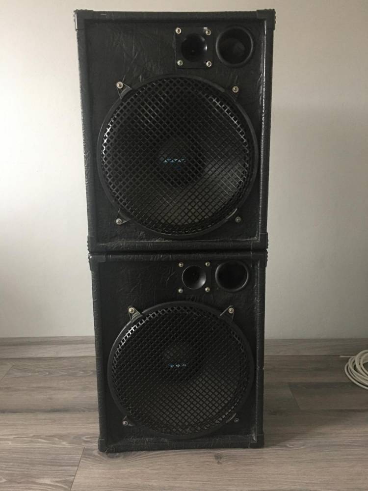 ox_kolumny-estradowe-na-stojakach-15-cali-38cm-600w-8-ohm-glosniki-japan