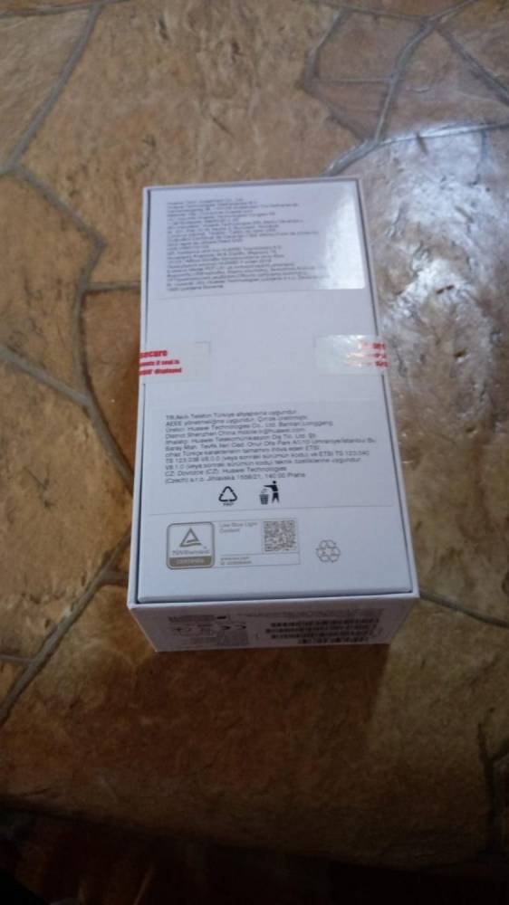 ox_sprzedam-nowy-huawei-p-smart-2019