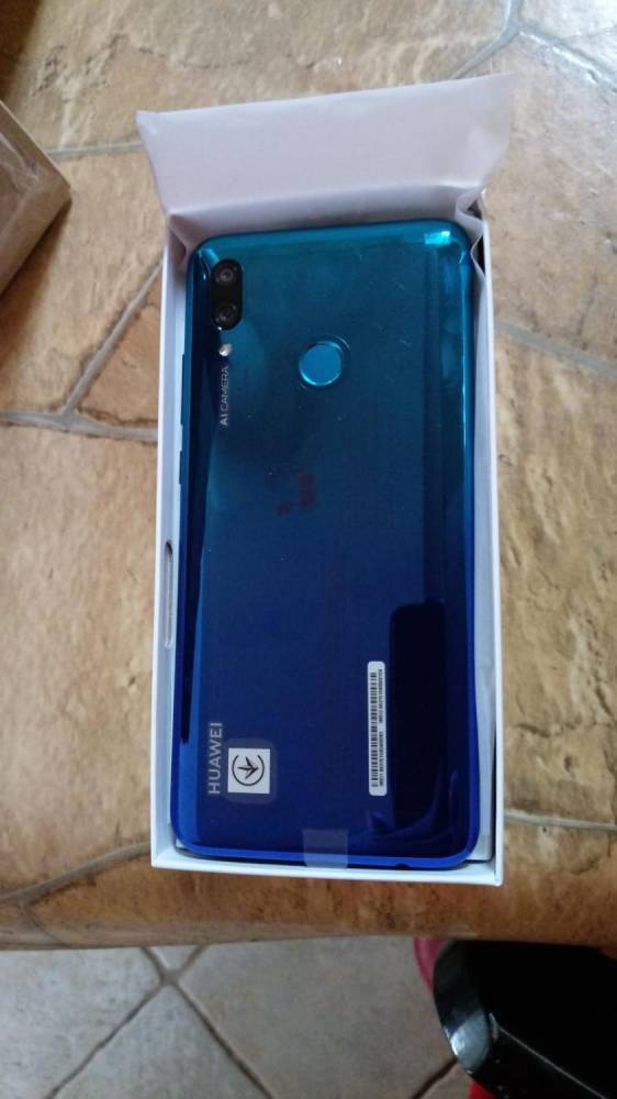 ox_sprzedam-nowy-huawei-p-smart-2019