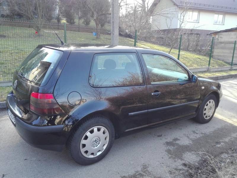 ox_vw-golf-4-benzyna-lpg