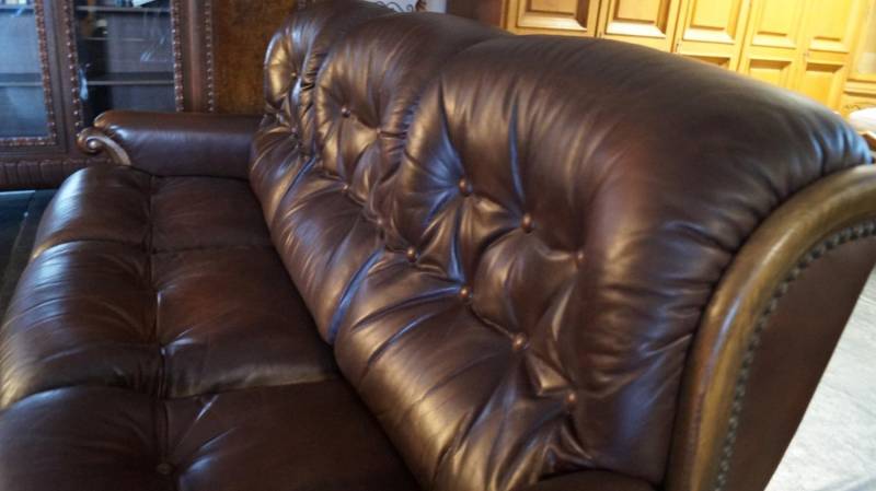 ox_skorzana-sofa-klasyk
