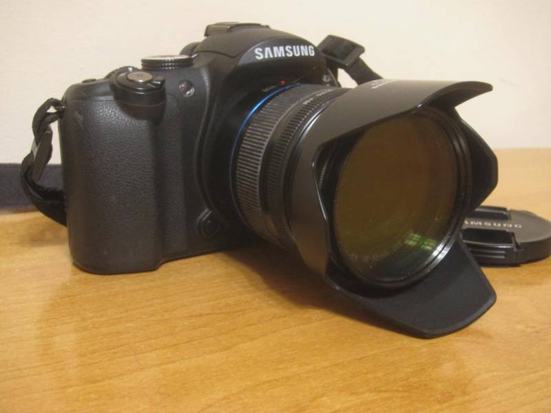 ox_aparat-fotograficzny-samsung-nx-5
