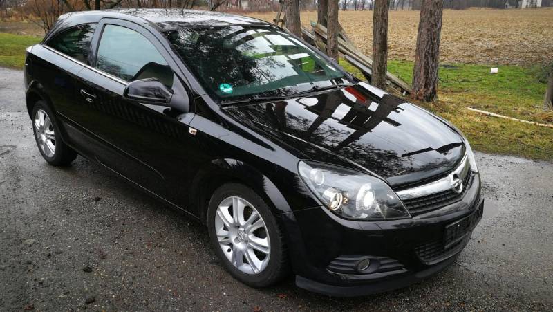 ox_opel-astra-gtc-skora-klima-xenon-bezwypadkowa-14-benzyna