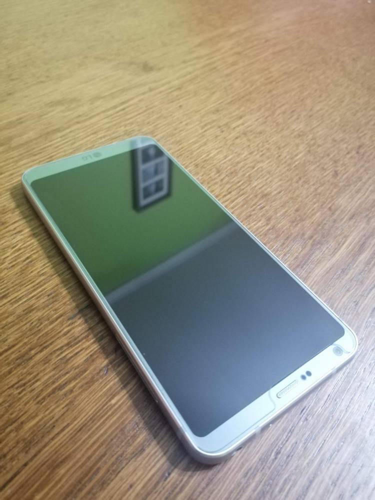 ox_lg-g6-platinum