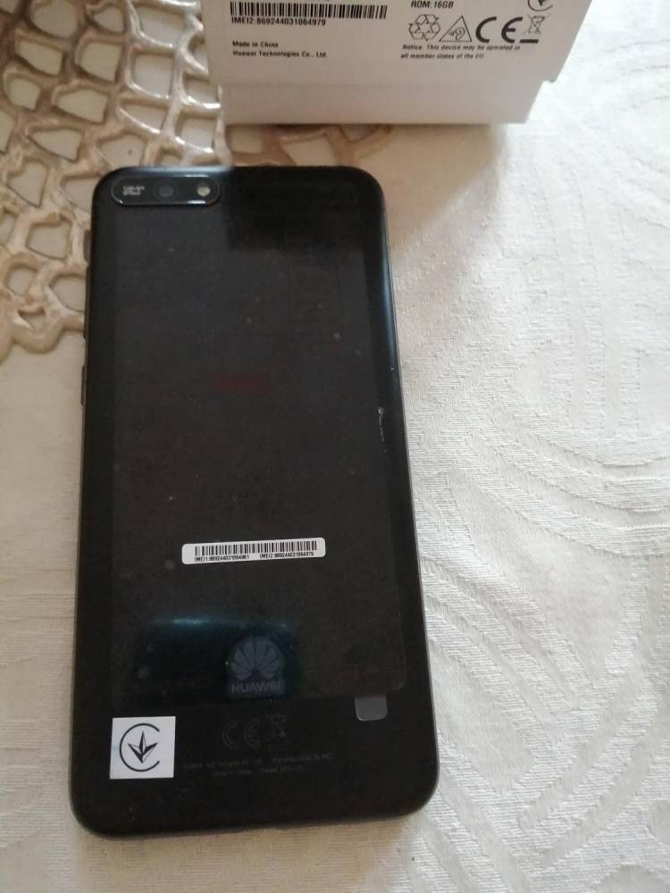 ox_sprzedam-telkomorkowy-huawei-y6-2018-ds-jak-nowy