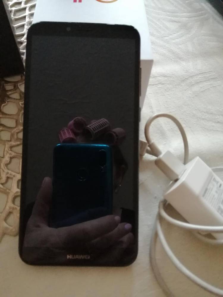 ox_sprzedam-telkomorkowy-huawei-y6-2018-ds-jak-nowy