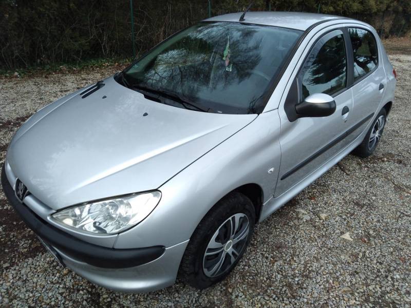 ox_peugeot-206-lift-2006r-bardzo-ladny-14-75km-benzyna-5drzwi