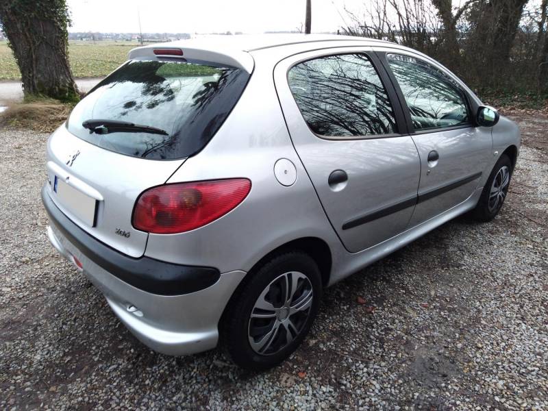 ox_peugeot-206-lift-2006r-bardzo-ladny-14-75km-benzyna-5drzwi