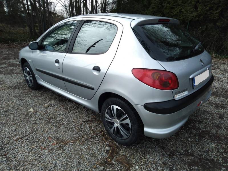 ox_peugeot-206-lift-2006r-bardzo-ladny-14-75km-benzyna-5drzwi
