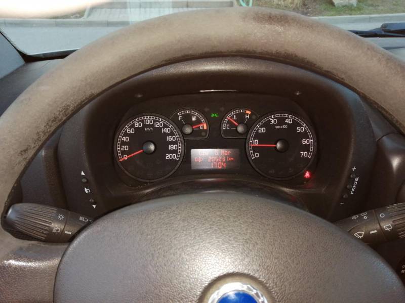 ox_sprzedam-fiat-doblo-2006-13-diesel-7-osob