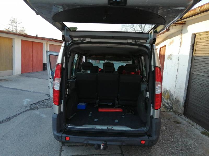 ox_sprzedam-fiat-doblo-2006-13-diesel-7-osob