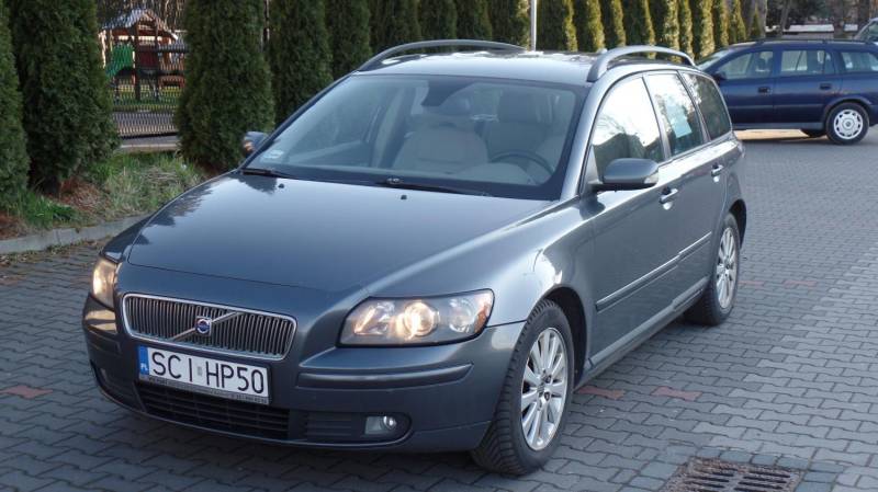 ox_volvo-v50-2005-rok-20-diesel-136-km-polski-salon