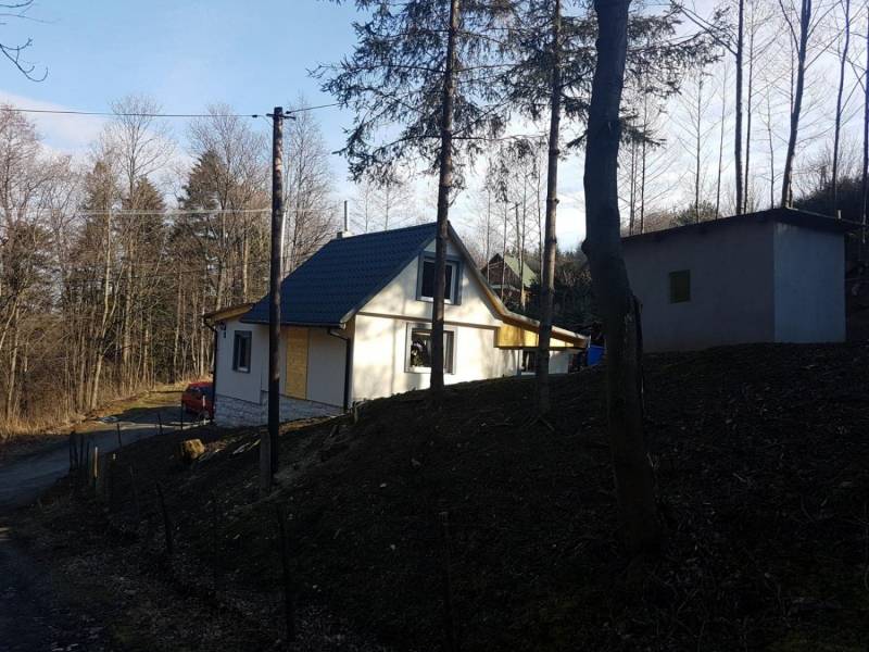 ox_cisownica-domek-drewniany-mieszkalny-w-pieknej-okolicy
