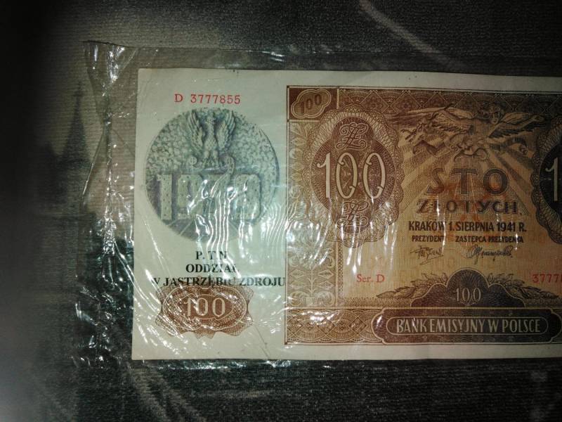 ox_porzadki-domowe-stary-banknot