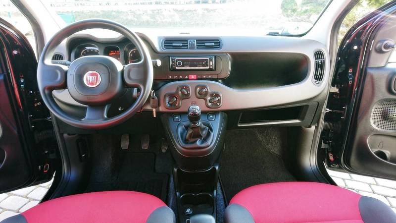 ox_fiat-panda-2015-12-benzyna-71-tys-km