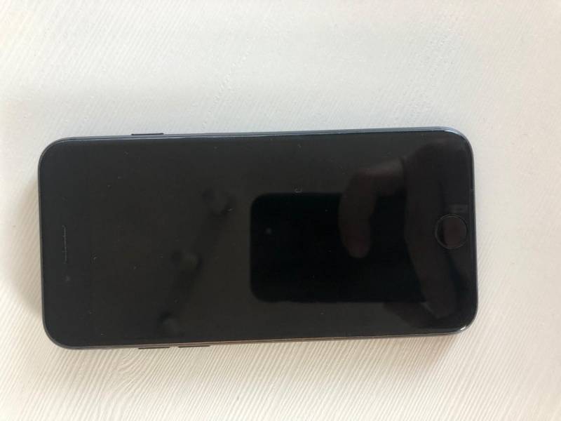 ox_apple-iphone-7-black-32gb
