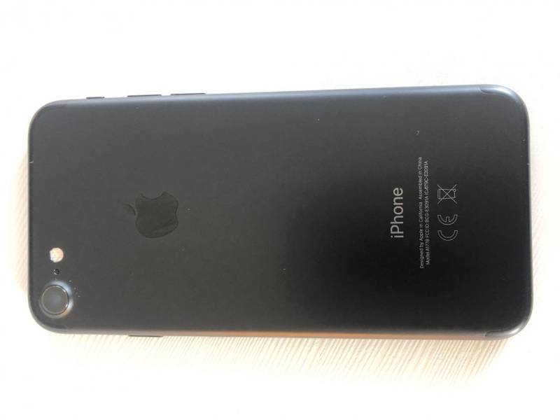 ox_apple-iphone-7-black-32gb