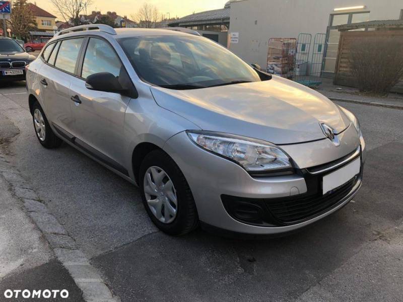ox_renault-megane-15-diesel-2012-stan-idealny-i-niski-przebieg