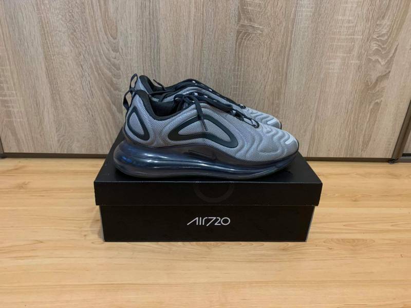 ox_sprzedam-nike-air-max-720