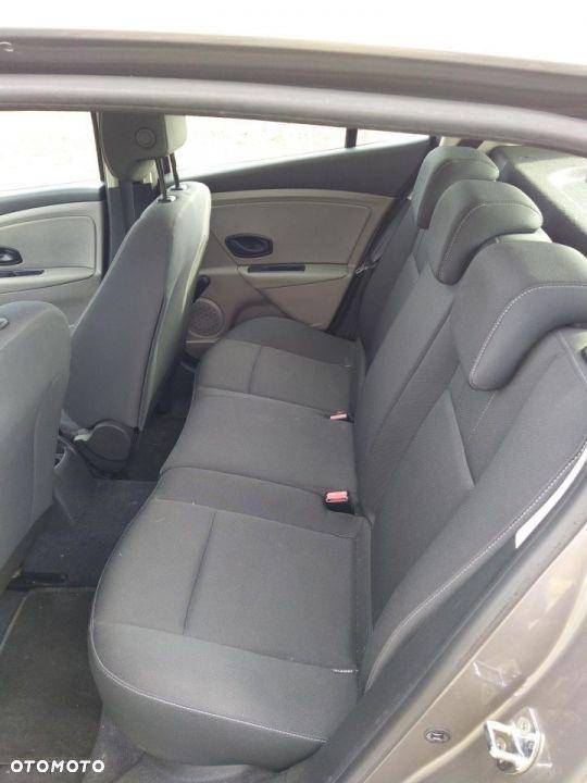 ox_renault-megane-16-benzyna-2009-stan-idealny
