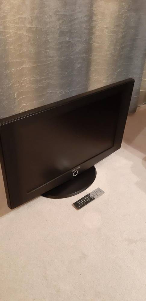 ox_sprzedam-telewizor-marki-samsung