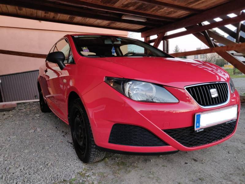 ox_seat-ibiza-12-benzyna-2011-stan-idealny-i-gotowa-do-jazdy