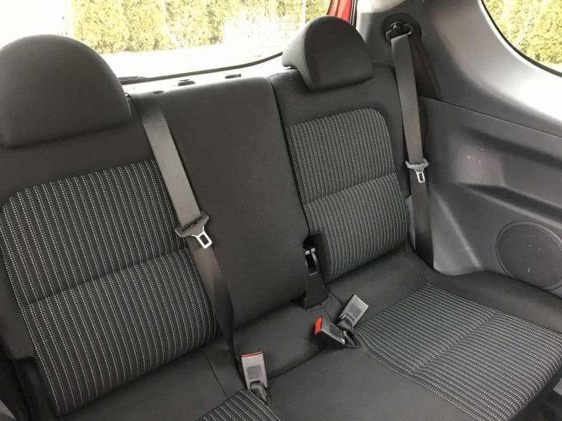 ox_mitsubishi-colt-11-benzyna-2008r