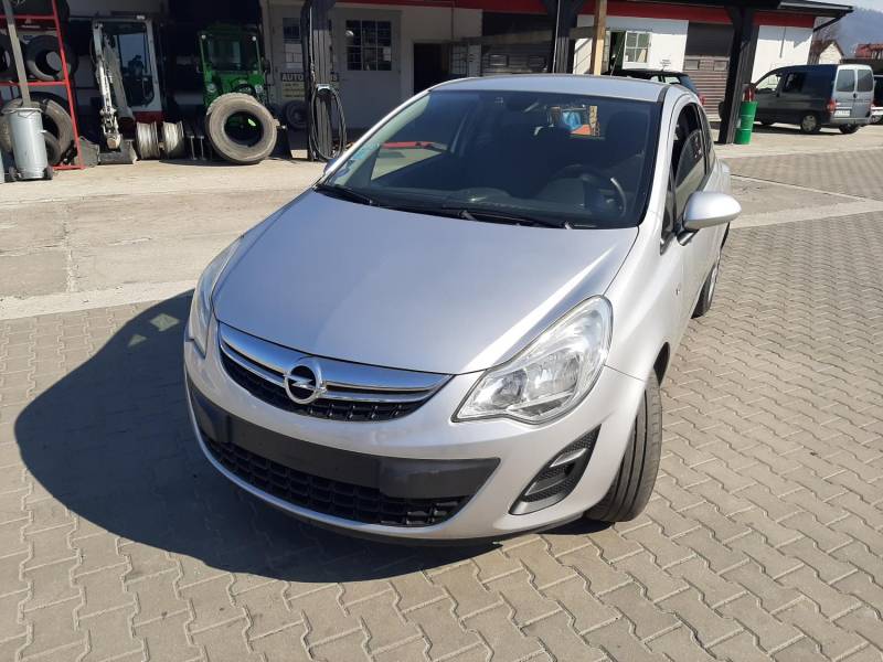 ox_opel-corsa