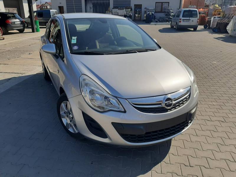 ox_opel-corsa