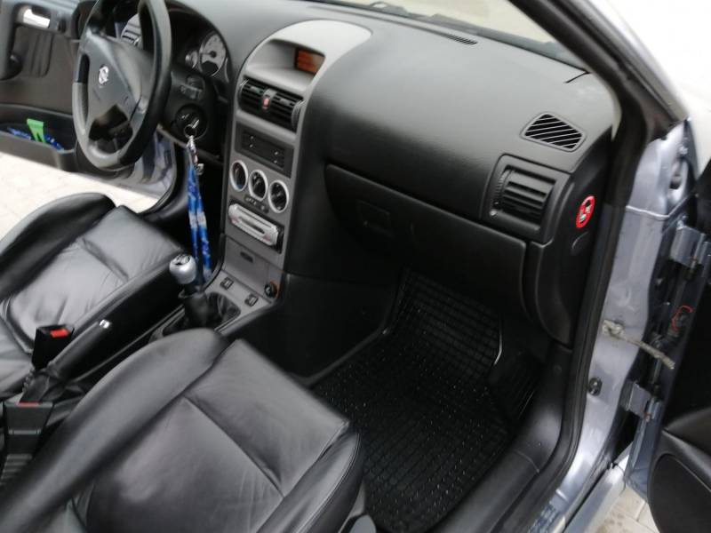 ox_opel-astra-bertone