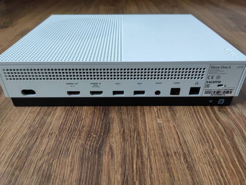 ox_xbox-one-s-1tb-gry