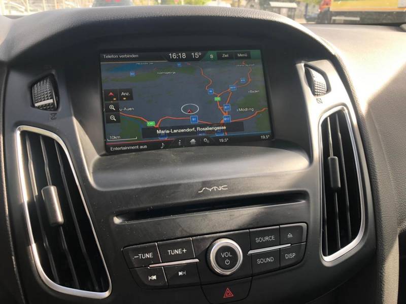 ox_ford-focus-2016-15-tdci-120-km-zadbany-i-dobrze-wyposazony
