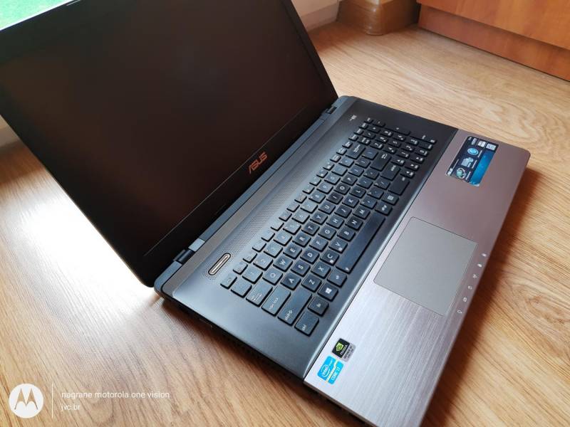 ox_zadbany-laptop-asus-r700vj-173-dual-hdd