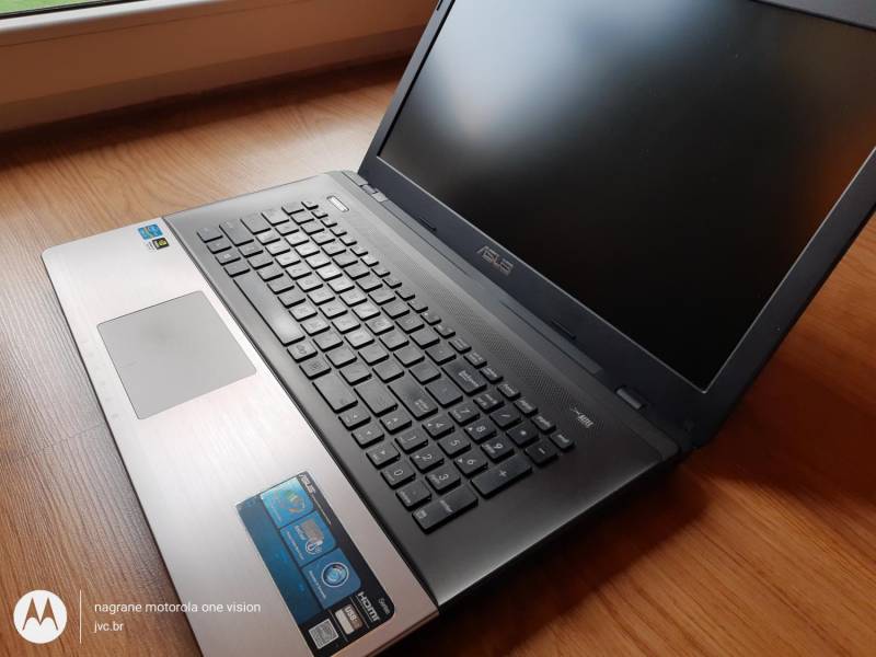 ox_zadbany-laptop-asus-r700vj-173-dual-hdd