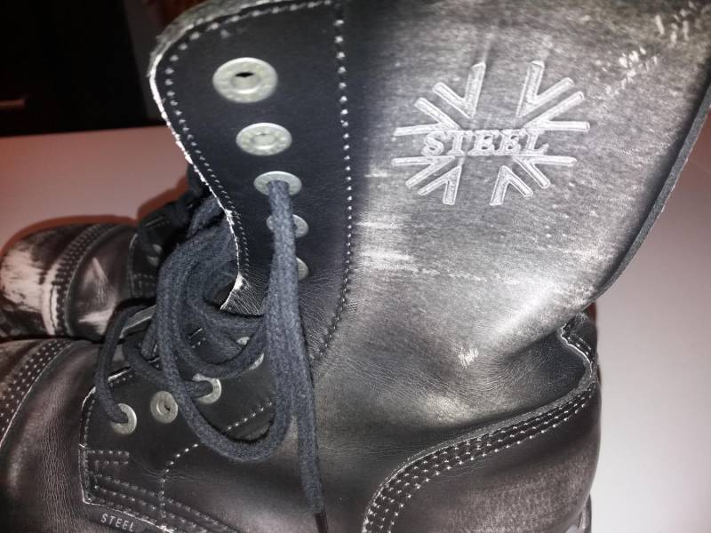 ox_przepiekne-glany-steel-r-40-szaro-biale