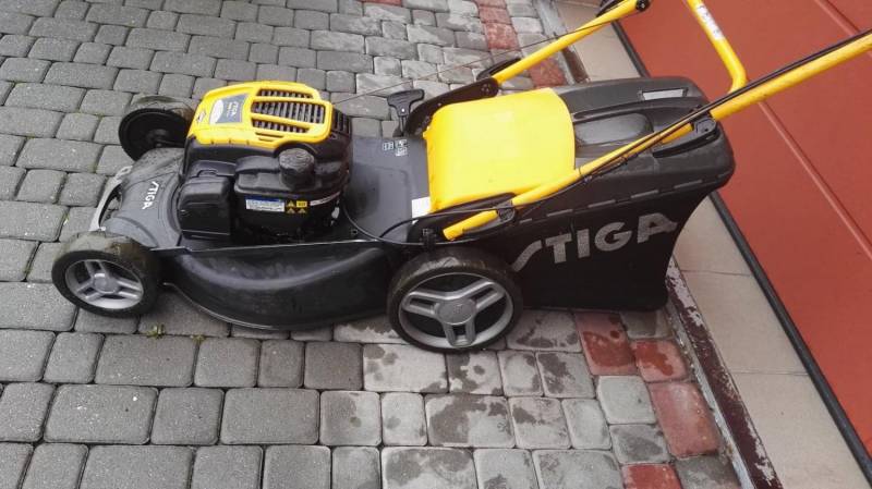 ox_kosiarka-stiga-combi-53-sq-b-silnik-briggs-stratton-naped