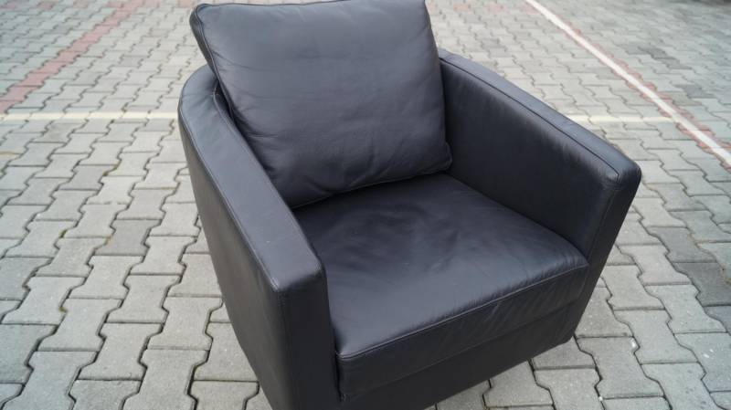 ox_skorzany-naroznik-fotel-firmy-w-schillig